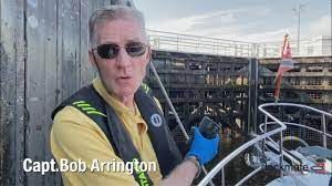 Locking with a Dockmate remote: Capt. Bob Arrington takes you through the Okeechobee Waterway locks. Video